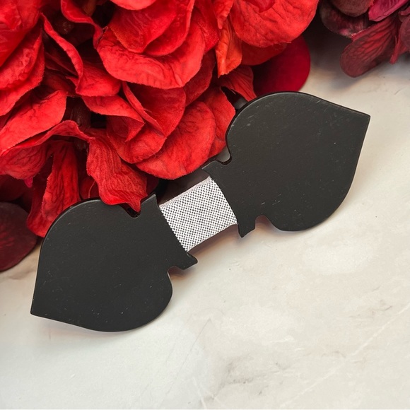 Hand Crafted Black Spade Wood Butterfly Bow Tie - Picture 7 of 16